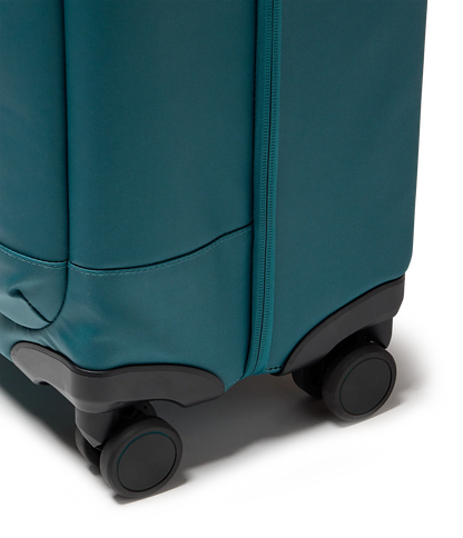 Good Latitude 22" Carry On
