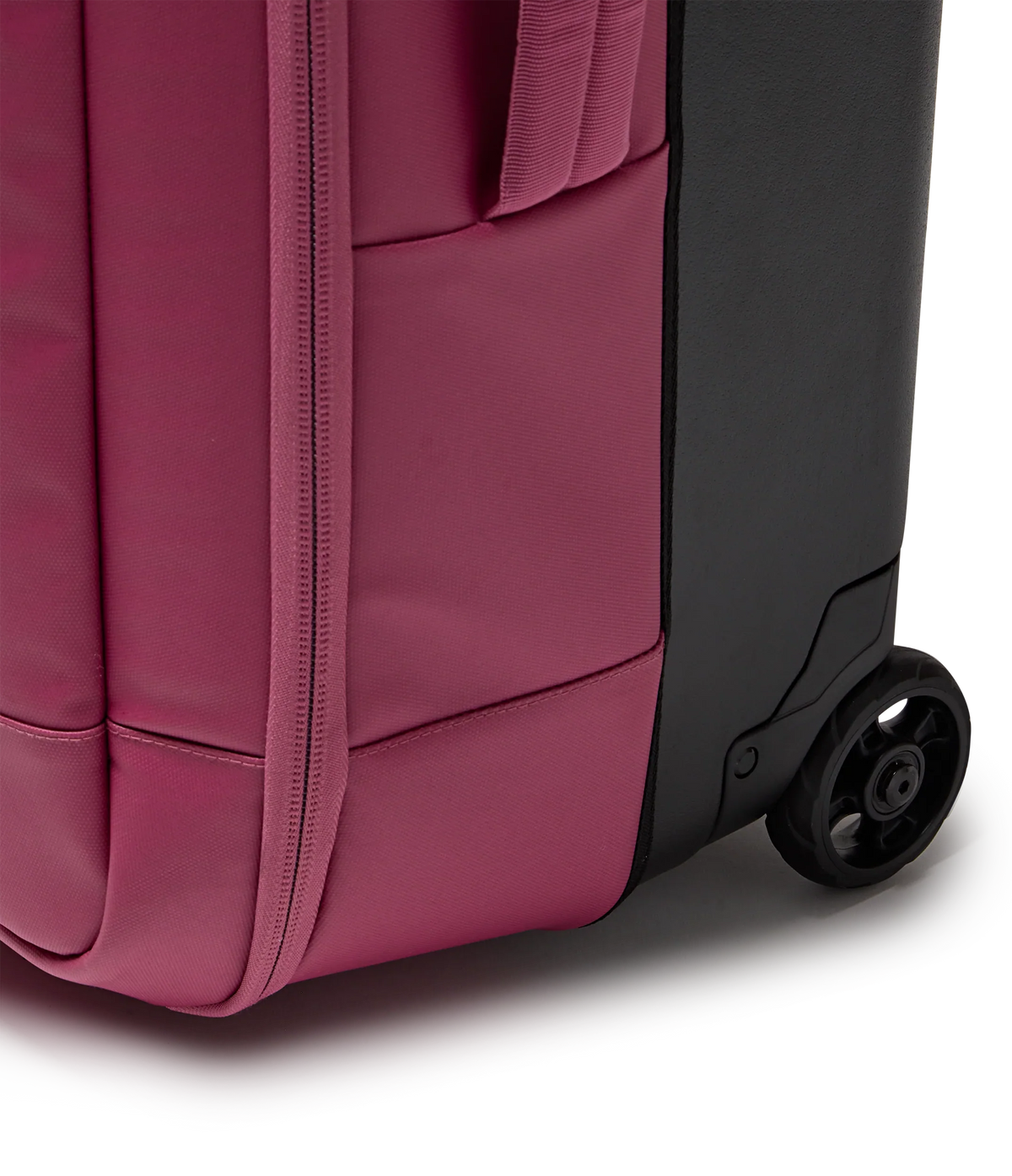 Good Latitude 30" Rolling Duffel